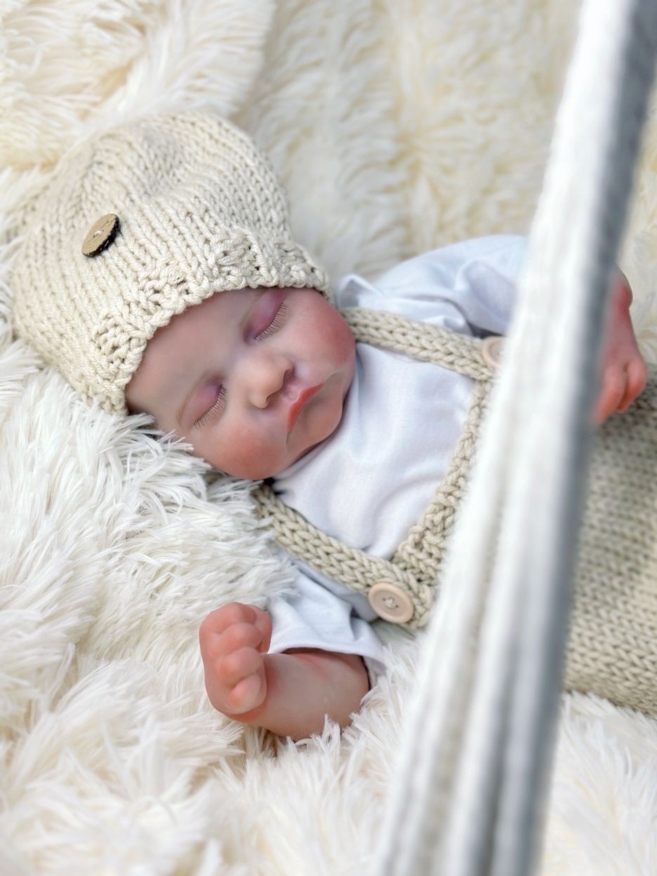 Simulation baby 45cm closed eyes sleeping boy high color cloth body bald reborn doll