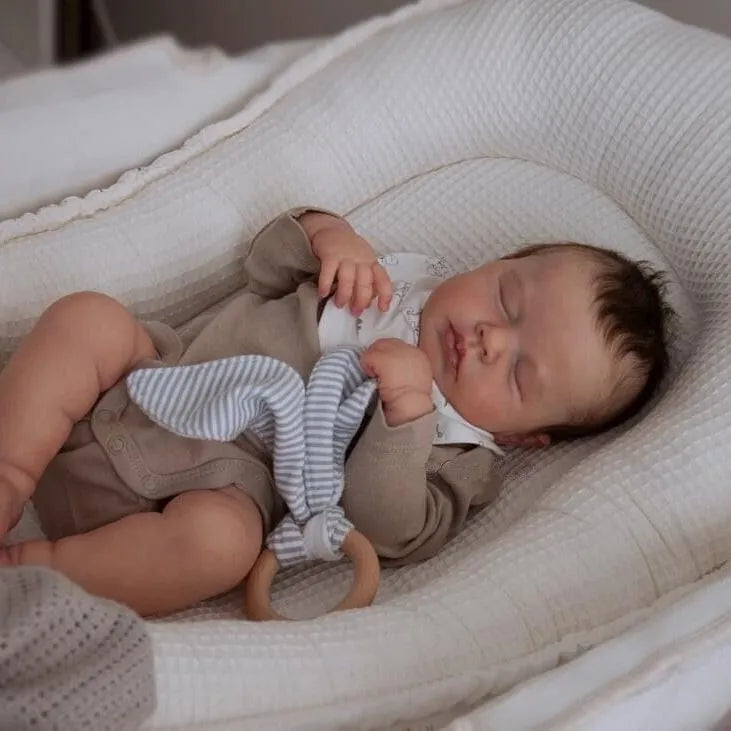 Healing companion 49 cm simulation sleeping baby hair transplant gel body 3D skin ultra-realistic baby model gift collection