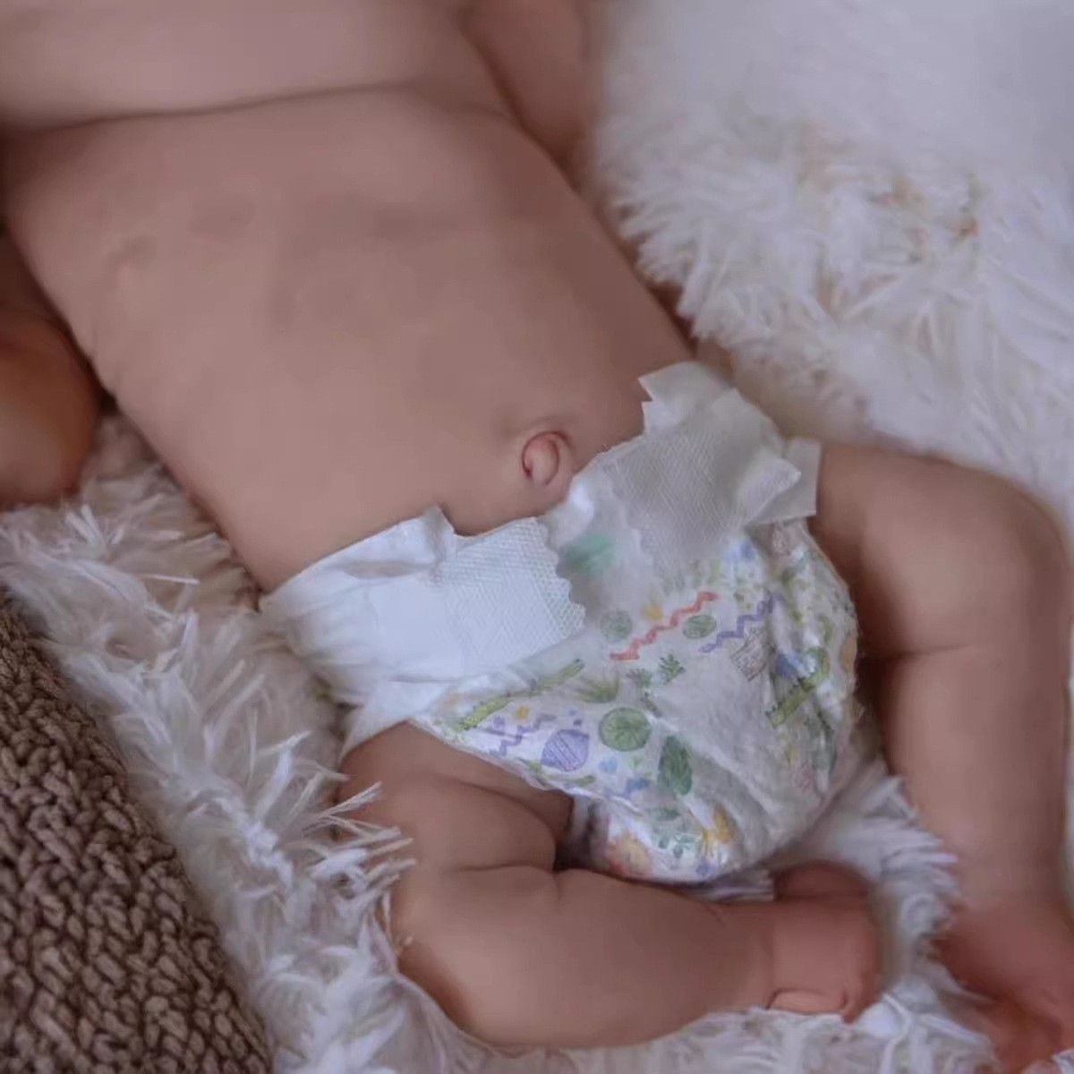 Healing companion 49 cm simulation sleeping baby hair transplant gel body 3D skin ultra-realistic baby model gift collection