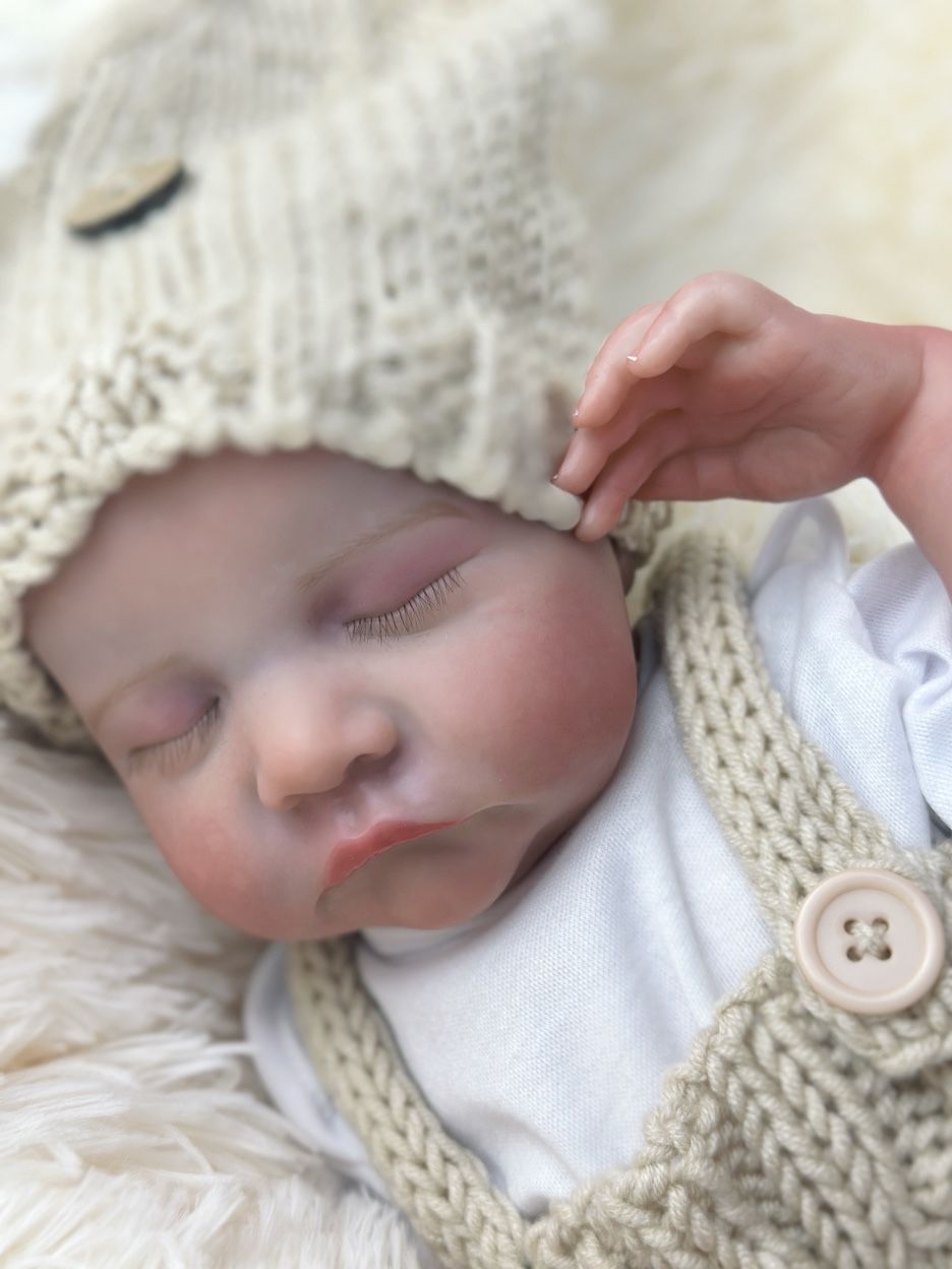 Simulation baby 45cm closed eyes sleeping boy high color cloth body bald reborn doll