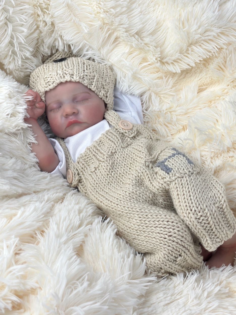 Simulation baby 45cm closed eyes sleeping boy high color cloth body bald reborn doll