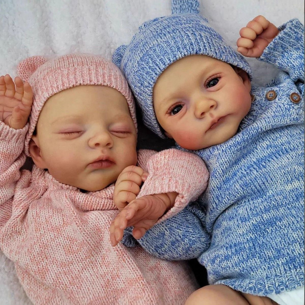 Simulation baby 18-inch sweater set with hand-painted head and body, non-washable, interchangeable