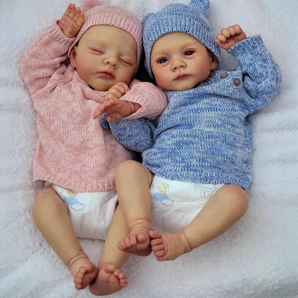 Simulation baby 18-inch sweater set with hand-painted head and body, non-washable, interchangeable