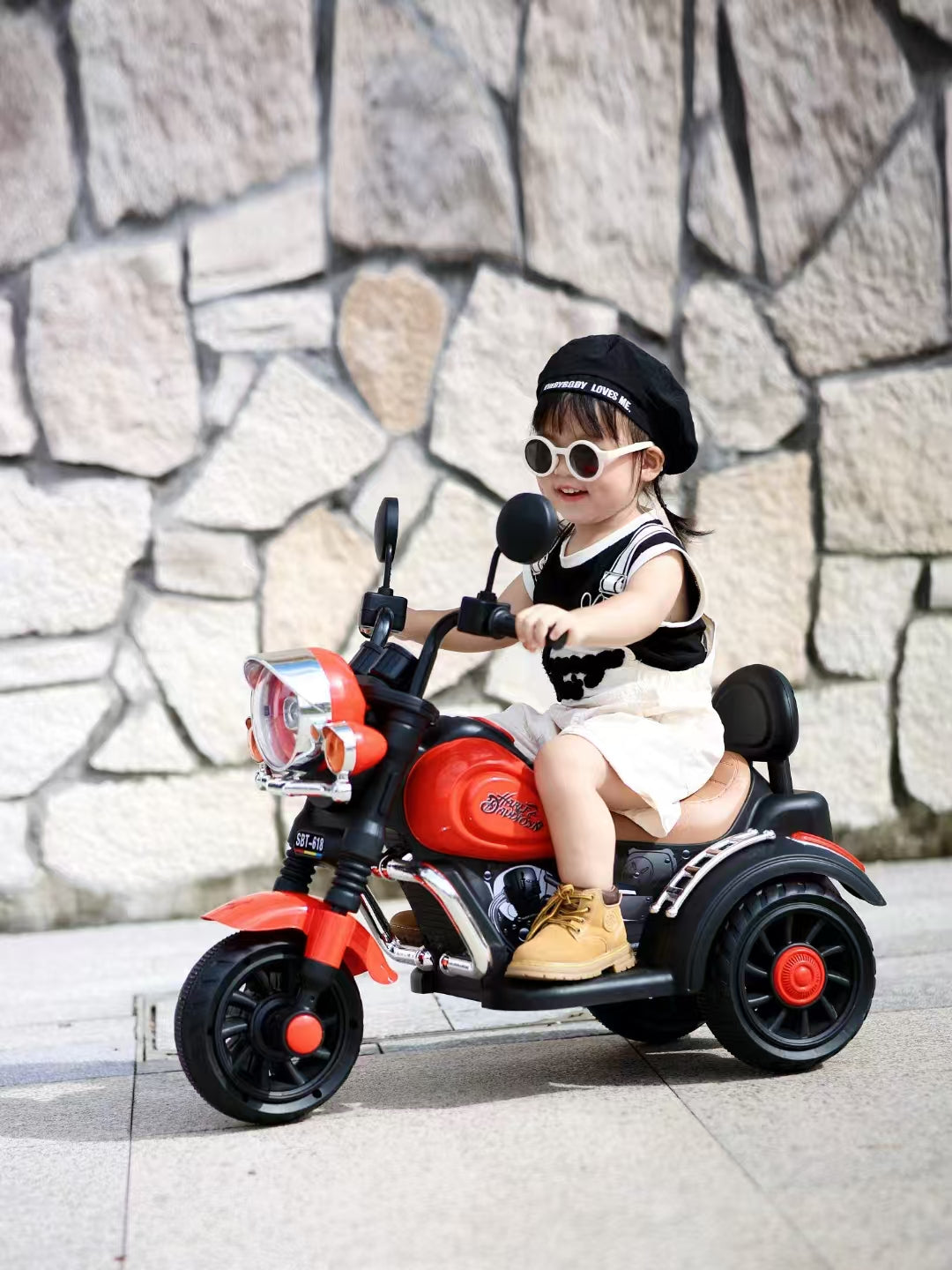 Electric Kids Tricycle With Three Wheels,Rechargeable Kids Motorcycle