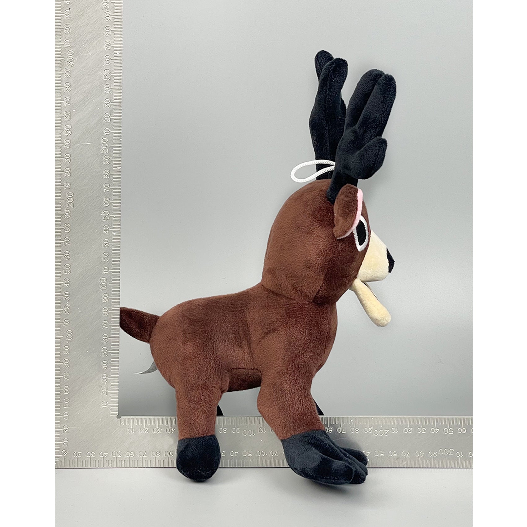 Mysterious Elk Plush - Eerie Cuddle Companion Inspired by 99Nights, Unique Gothic Decor