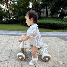 Children's balance car baby walker 1-3 years old entry-level child baby scooter four-wheeled slide