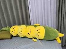 Cozy Pea Pod Plush Toy - Super Soft Huggable Pod with Smiling Peas Inside, Cute Comfort Pillow