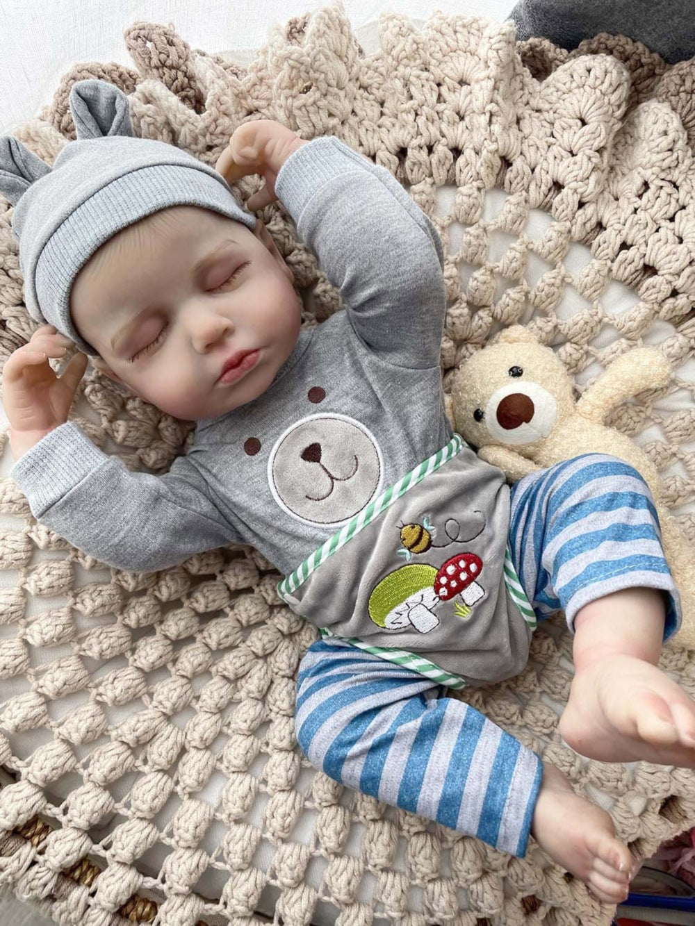19 inch Reborn Doll Realistic Weighted Baby Doll Soft Vinyl Hollow/Solid Body Lifelike Reborn Toy