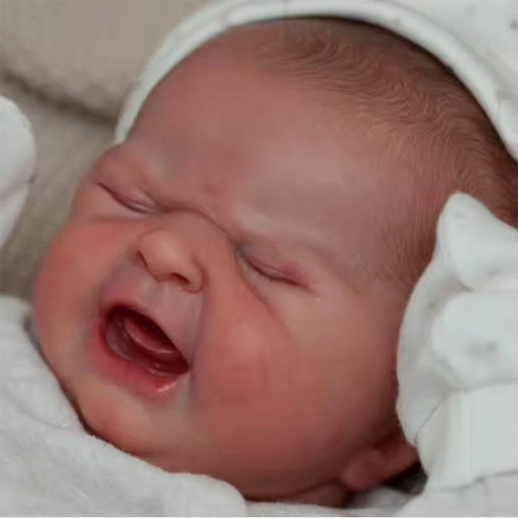 49cm Breathtakingly realistic motion! With 3D skin and visible veins, this crying doll redefines "realism"!