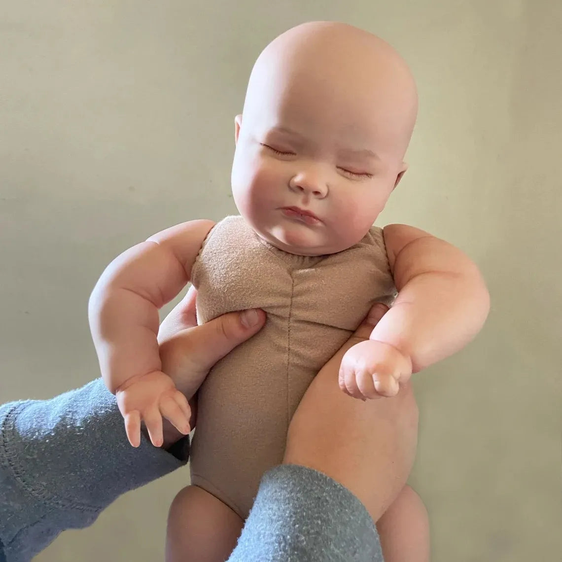 50cm reborn doll with cotton body, simulated veins and a hairpiece Collectible