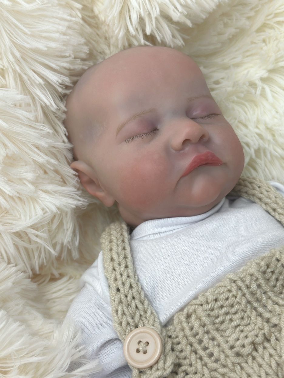 Simulation baby 45cm closed eyes sleeping boy high color cloth body bald reborn doll