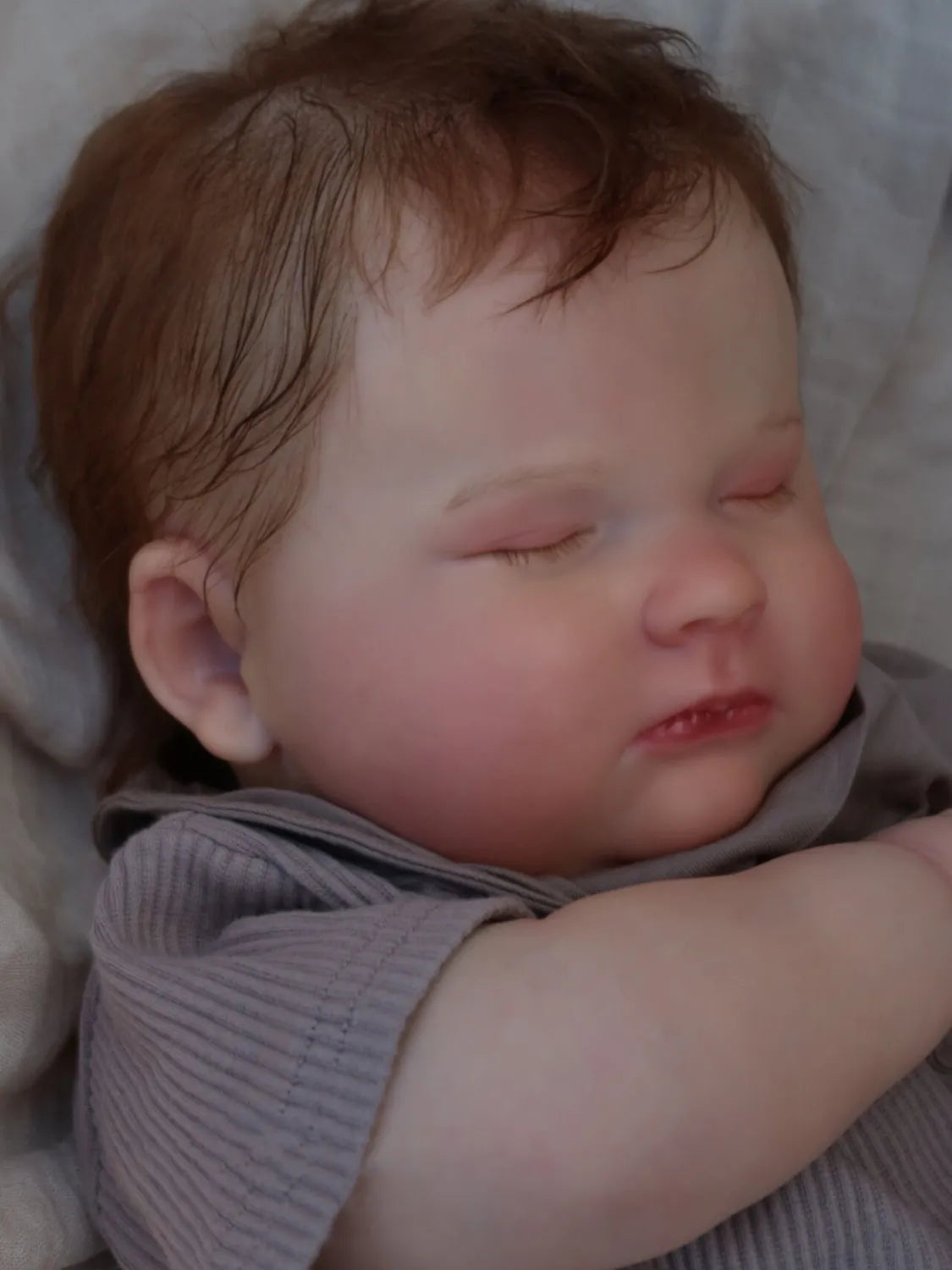 High-end simulation doll with hand-made hair transplant and venous blood, 50cm cotton body and soft rubber head and limbs, suitable for teaching and collecting baby toys.